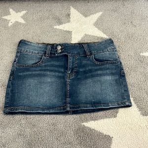 Denim skirt